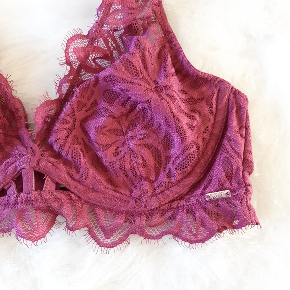 Victoria's Secret PINK | Date Unlined Lace Bra Size Small‎ - Picture 2 of 4